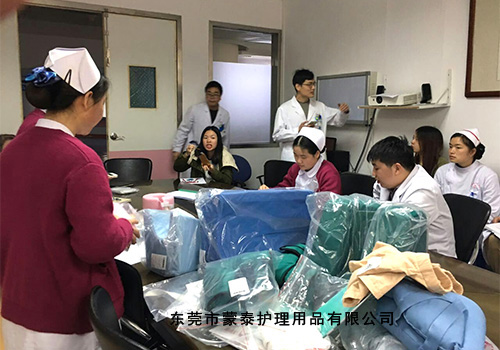 厉害了！广州花都区人民医院邀请我司人员共同参与防压疮护理用具的学习